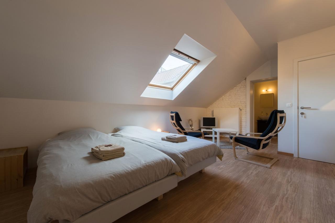 B&B 'T Maanhof Gingelom Екстериор снимка