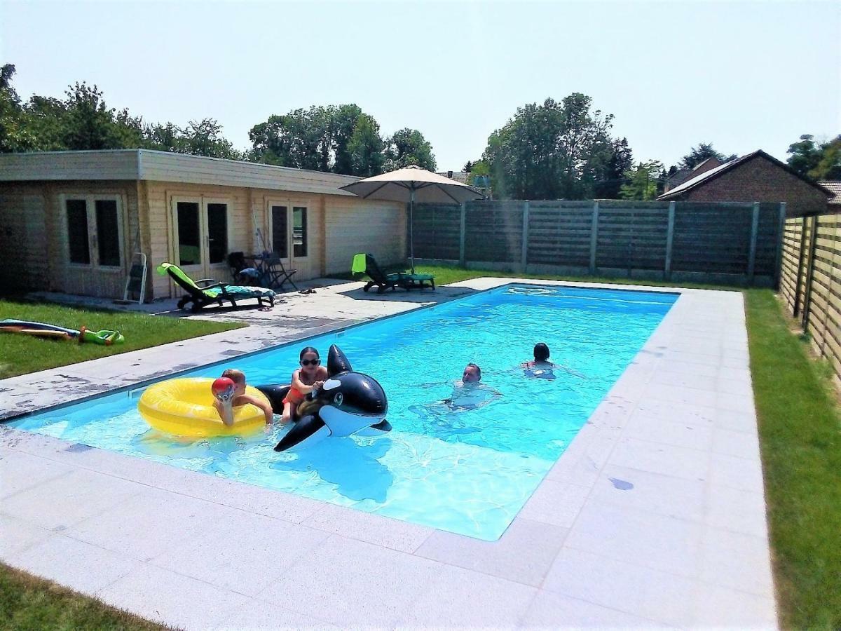 B&B 'T Maanhof Gingelom Екстериор снимка